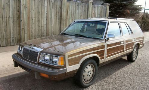 1982 CHRYSLER TOWN AND COUNTRY