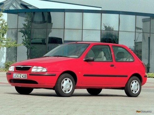 1997 Mazda 121